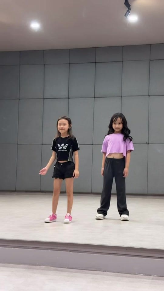 Post 6 by Wonder Studio on TikTok (video)
