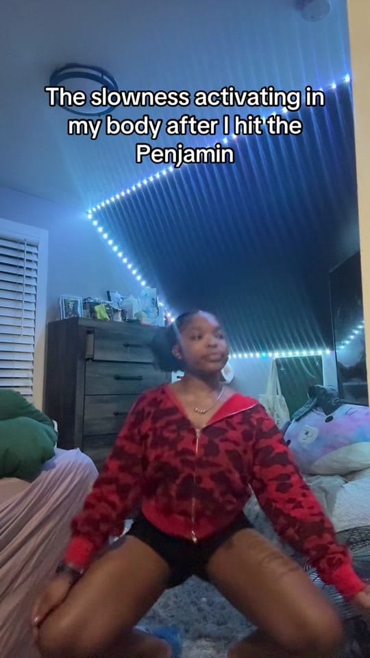 Post 7 by itsraynej on TikTok (video)