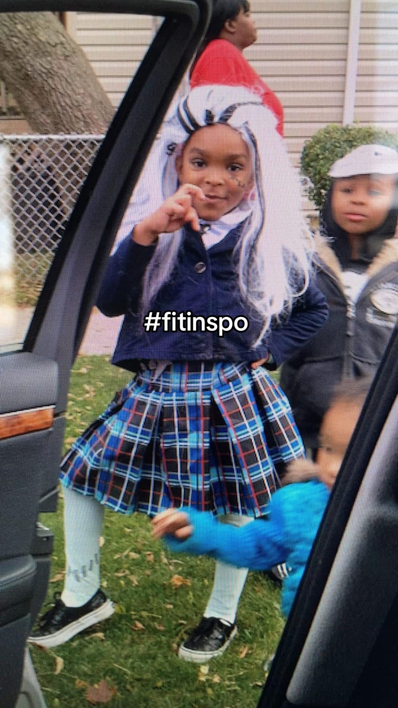 Post 10 by itsraynej on TikTok (video)