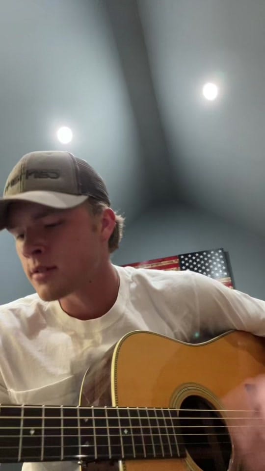 Post 2 by Cole Hines on TikTok (video)