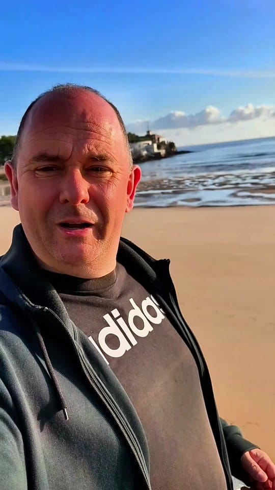 Post 6 by Amigos de Gijón🌐 on TikTok (video)