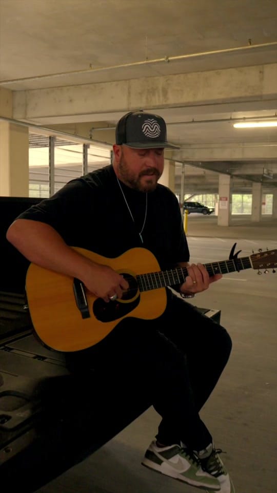 Post 7 by Mitchell Tenpenny on TikTok (video)