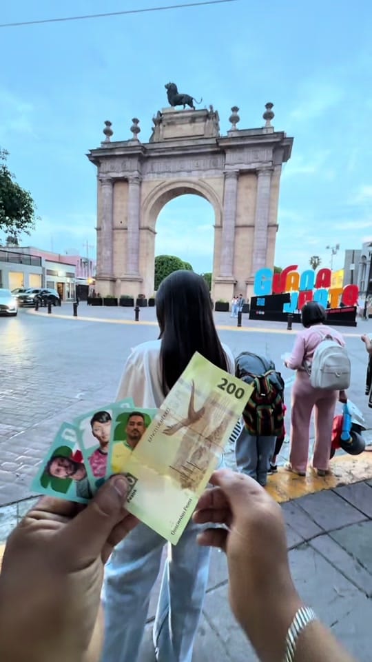 Post 5 by Uriel Cadengo on TikTok (video)