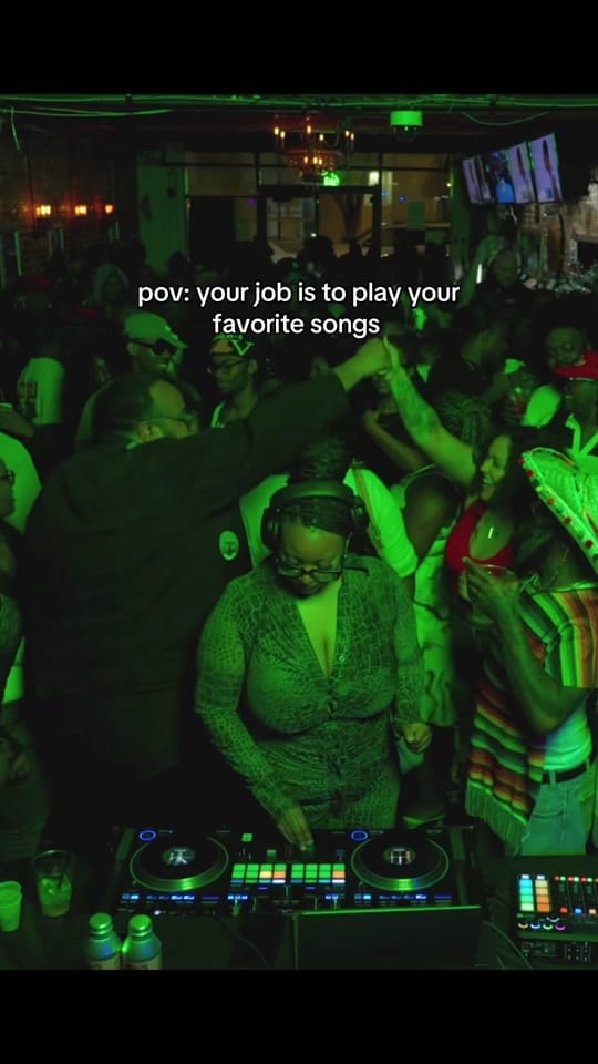 Post 3 by Lex Lucent on TikTok (video)