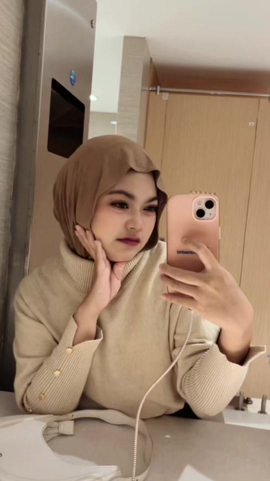 Post 10 by akulitha on TikTok (video)