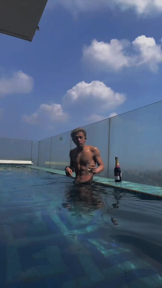 Post 1 by Jo on TikTok (video)