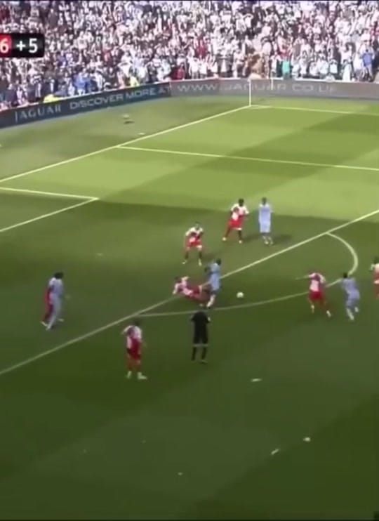 Post 6 by NS8 on TikTok (video)