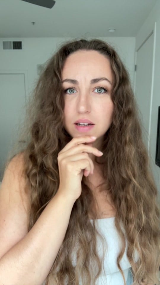 Post 5 by margo.does on TikTok (video)