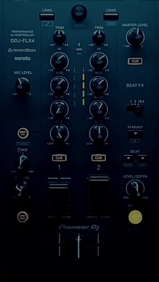 Post 8 by Garrzía 💜🎧🕺 RetroVibe Beats on TikTok (video)