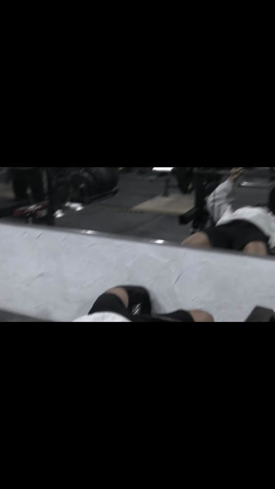Post 2 by Los on TikTok (video)