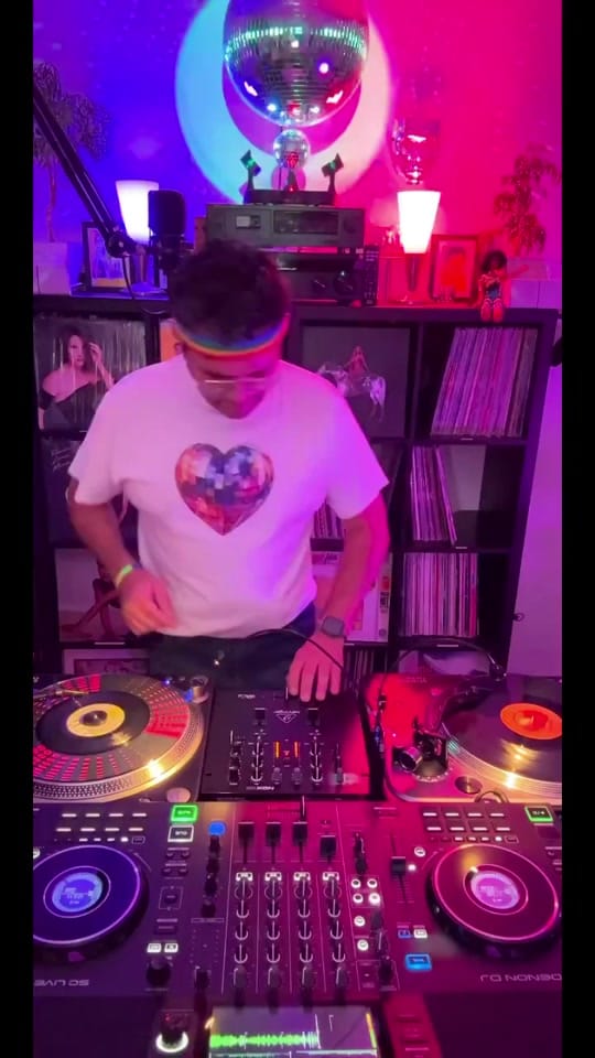 Post 6 by DJ Valentino Rose on TikTok (video)