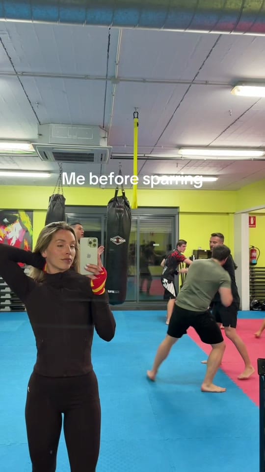 Post 3 by Esmee Trouw on TikTok (video)