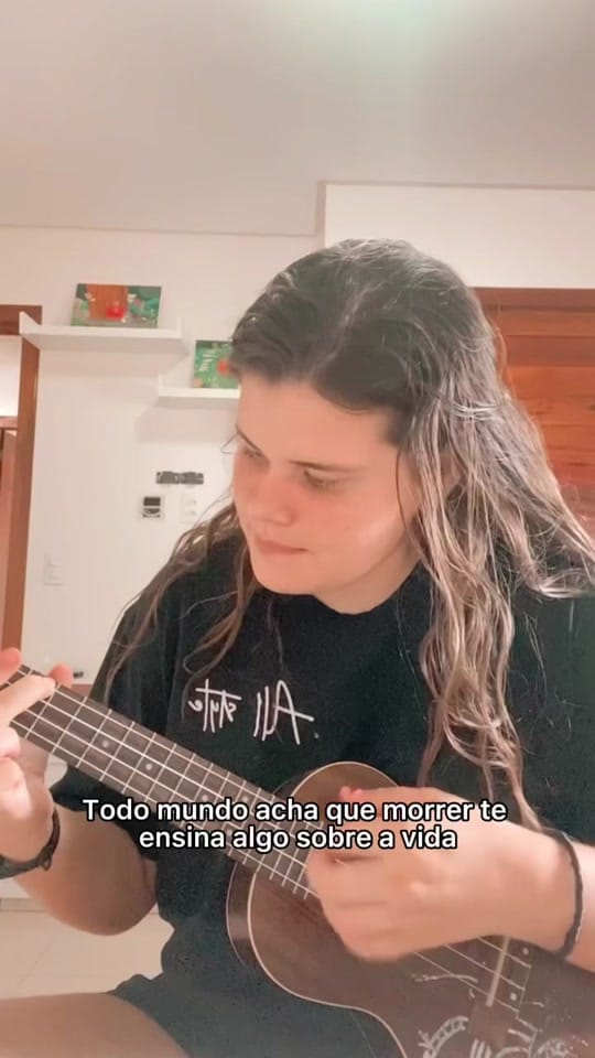 Post 6 by Rayssa🌻 on TikTok (video)
