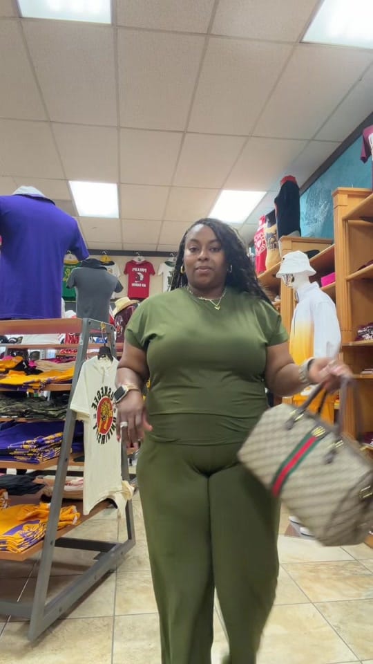 Post 1 by jayeeebellthomp on TikTok (video)