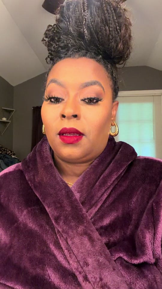 Post 6 by jayeeebellthomp on TikTok (video)