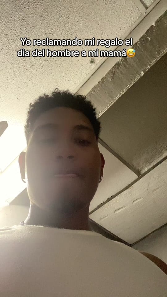 Post 6 by El show de juanky on TikTok (video)
