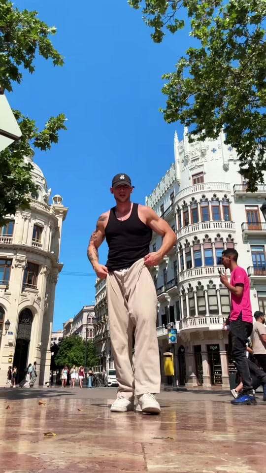 Post 4 by Jcarlos_Official on TikTok (video)