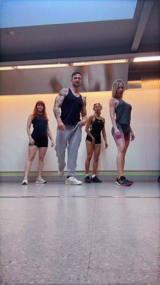 Post 2 by Jcarlos_Official on TikTok (video)
