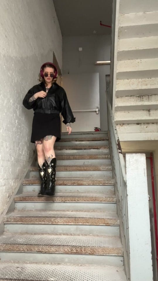 Post 3 by Kelsey Legg on TikTok (video)