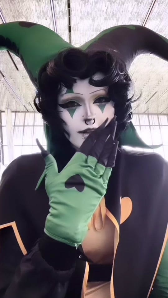 Post 3 by 𖤐𝔉𝔞𝔩𝔩𝔢𝔫𖤐 on TikTok (video)