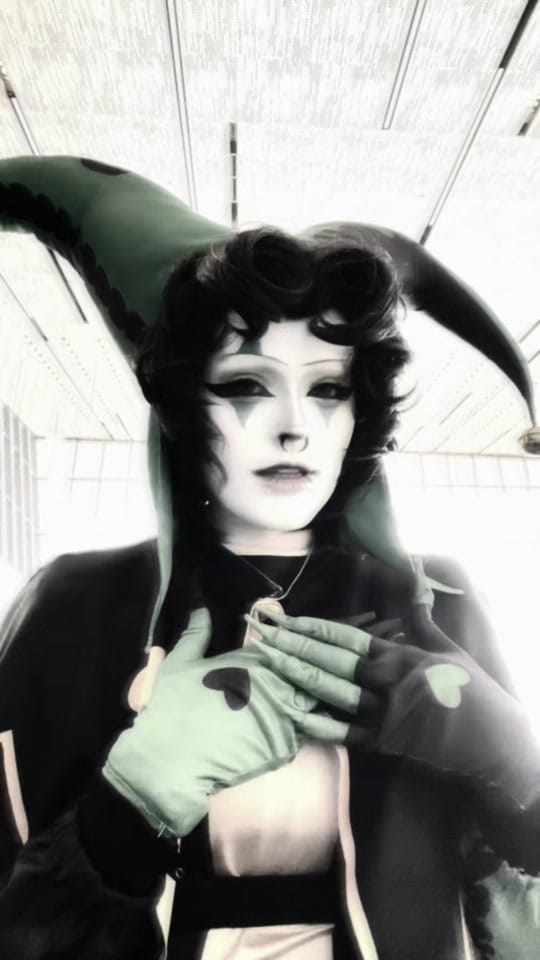 Post 4 by 𖤐𝔉𝔞𝔩𝔩𝔢𝔫𖤐 on TikTok (video)