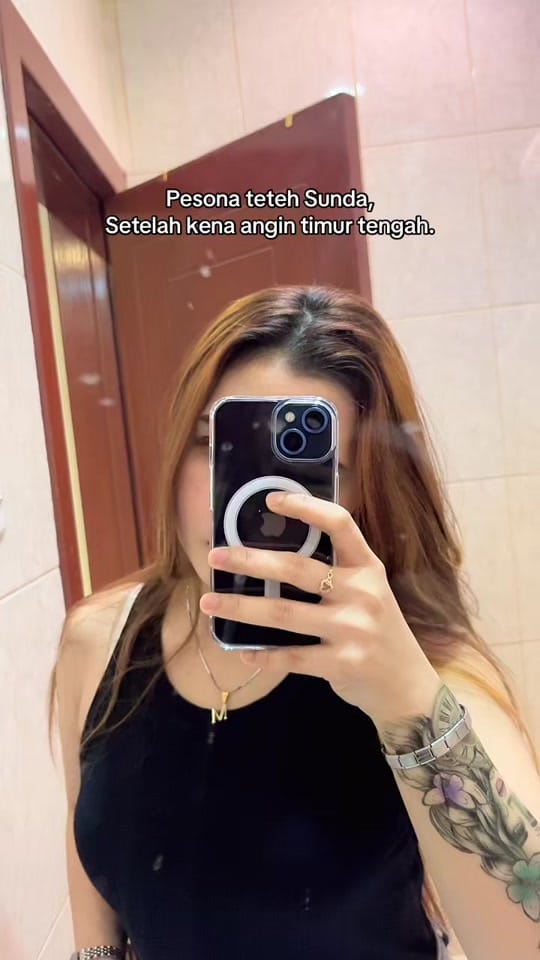 Post 10 by Melanie Ani on TikTok (video)