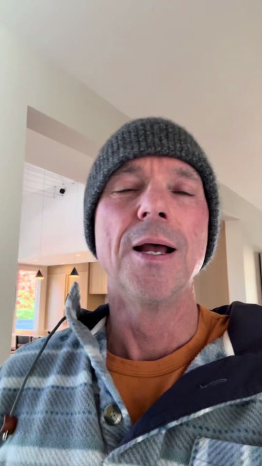 Post 10 by Kenny Chesney on TikTok (video)
