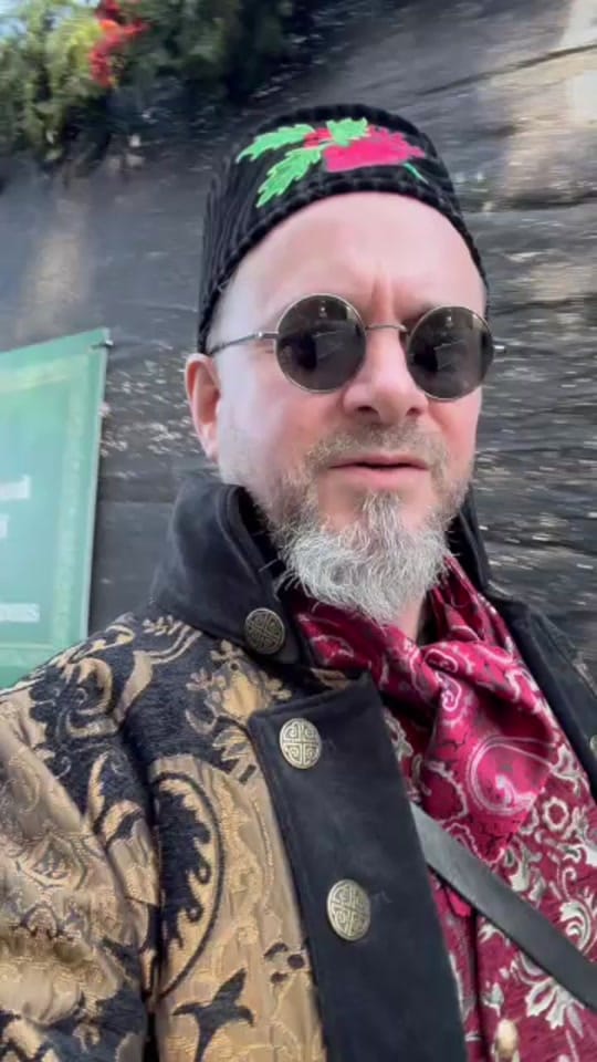 Post 10 by Lightholder on TikTok (video)