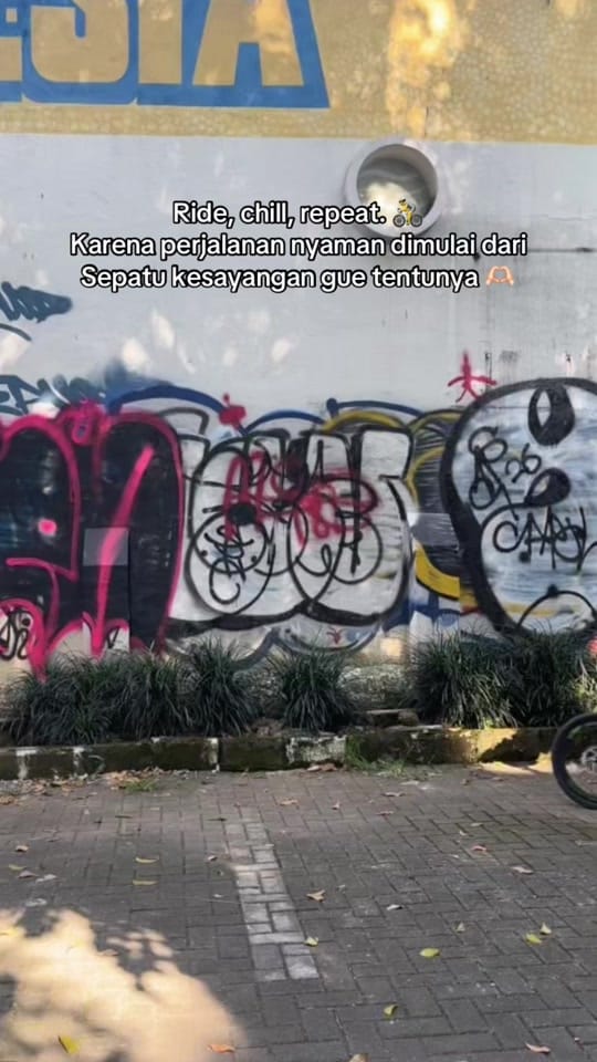 Post 8 by Johnson Indonesia on TikTok (video)