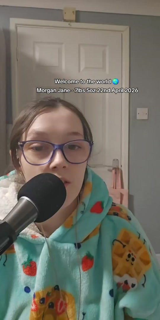 Post 9 by Georgia Kate 🎶 on TikTok (video)