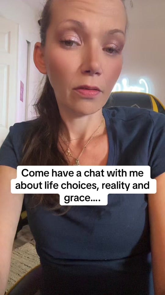 Post 7 by KizzyLive on TikTok (video)