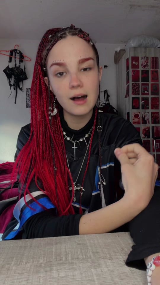 Post 7 by Aurøra on TikTok (video)