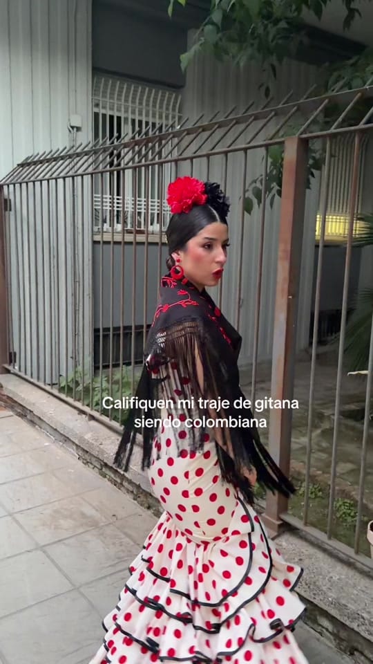Post 2 by estefigomez on TikTok (video)