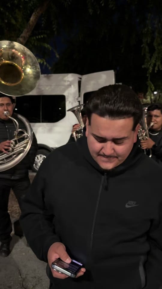 Post 2 by Banda La Lujosa on TikTok (video)