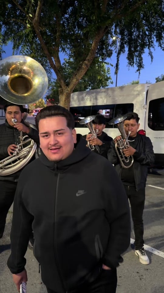 Post 1 by Banda La Lujosa on TikTok (video)