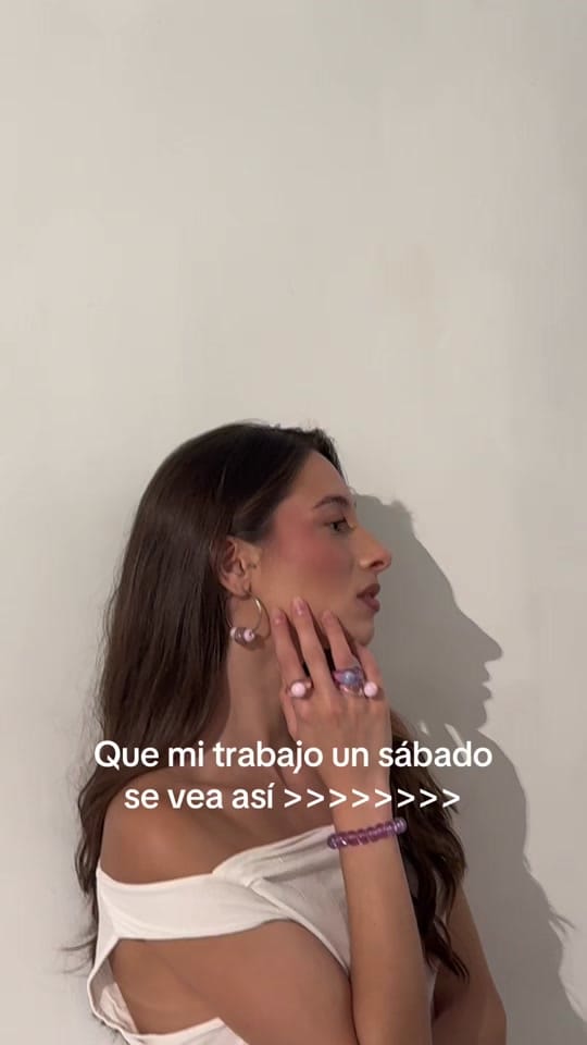 Post 2 by Boira Glass on TikTok (video)