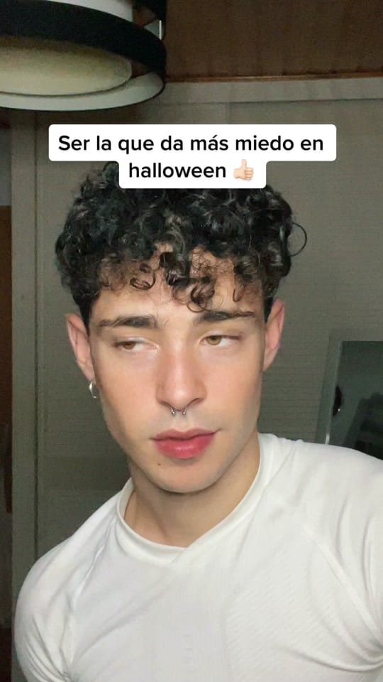Post 9 by Alex on TikTok (video)