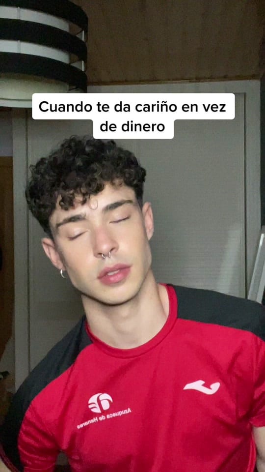 Post 7 by Alex on TikTok (video)