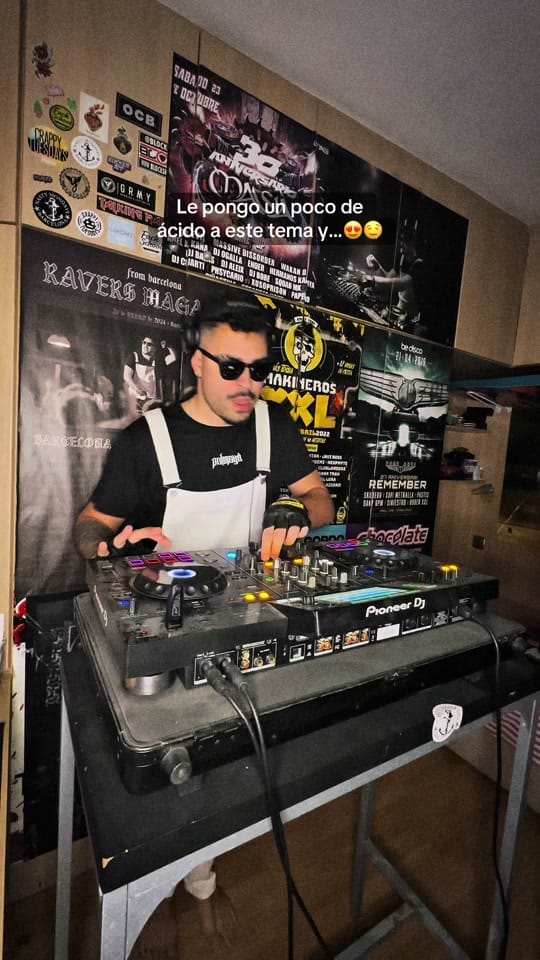 Post 4 by polmoyadj on TikTok (video)