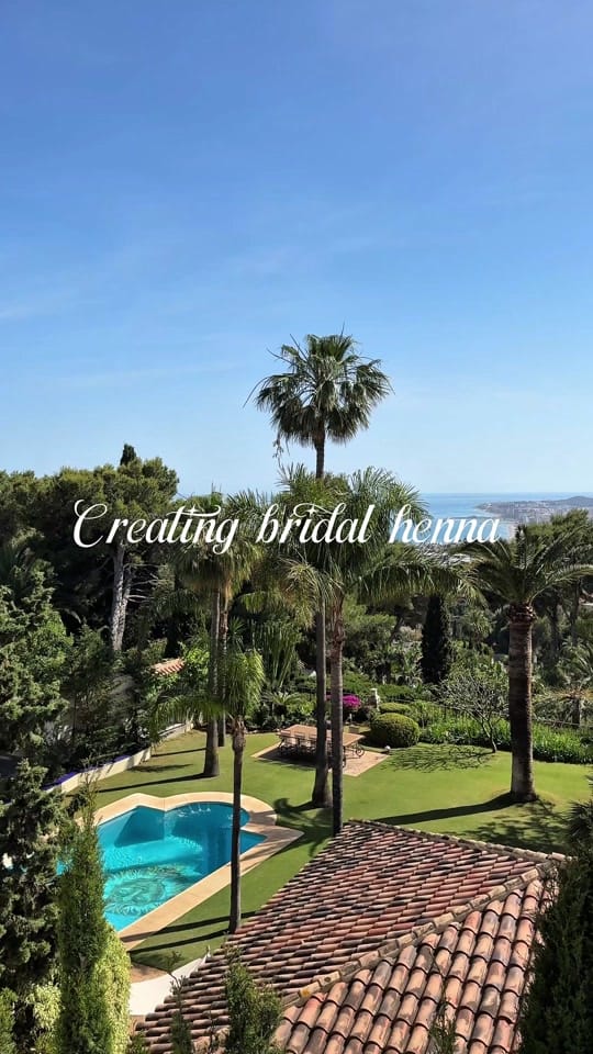 Post 3 by Inspibe | Luxury Bridal Henna on TikTok (video)