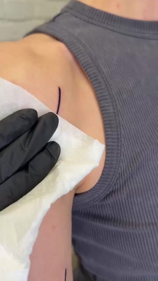 Post 5 by Jio tattoo - line artist on TikTok (video)
