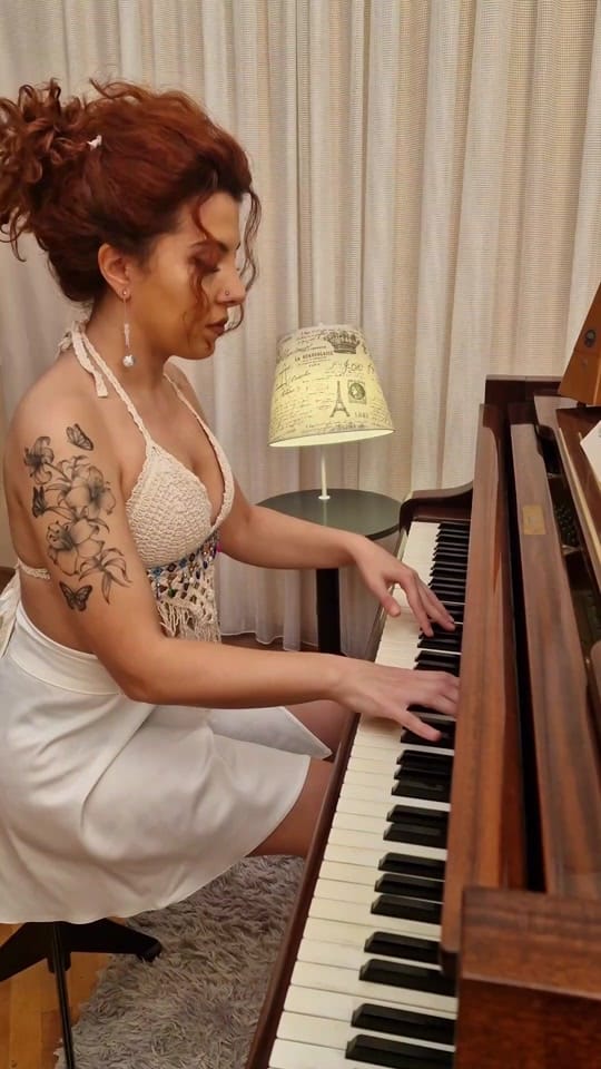 Post 3 by gvantsaputkaradze on TikTok (video)