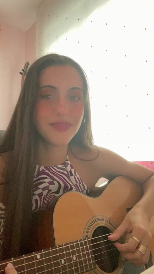 Post 2 by Lorena on TikTok (video)