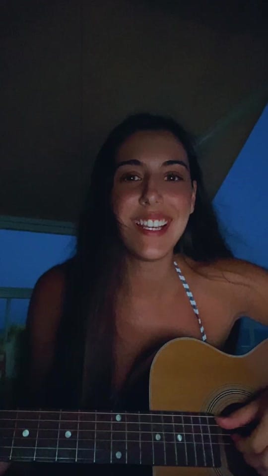 Post 5 by Lorena on TikTok (video)