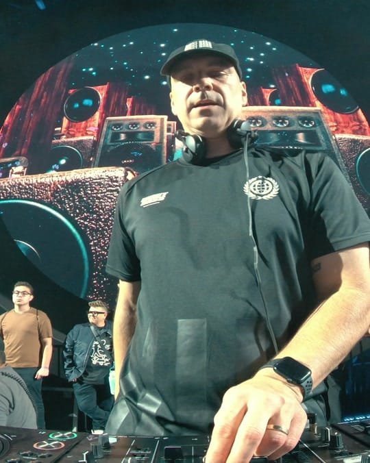 Post 9 by Stereo Live Houston on TikTok (video)