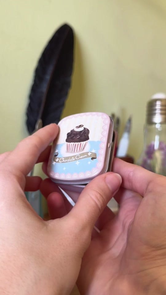 Post 4 by Liah 🎨 Ilustradora on TikTok (video)
