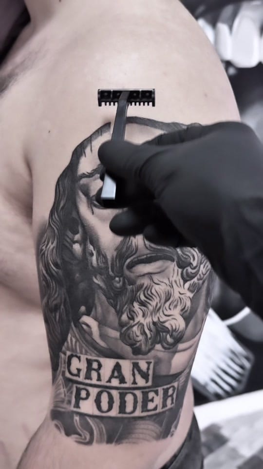 Post 4 by Pedro Martin on TikTok (video)