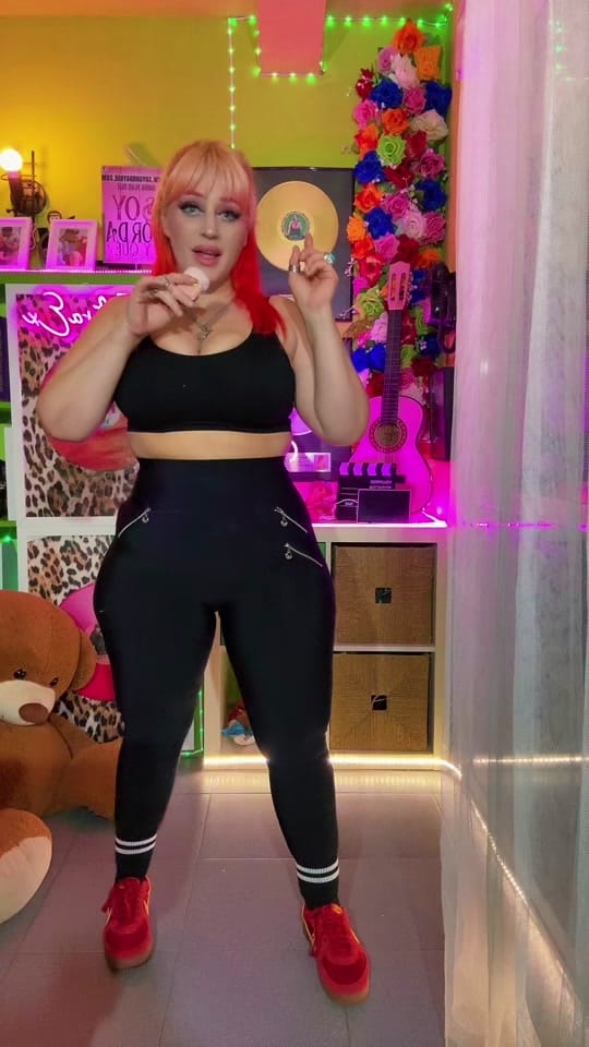 Post 7 by Noa Sanchez on TikTok (video)