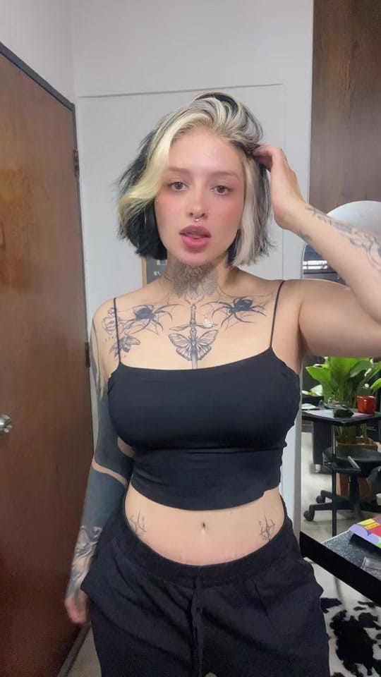 Post 2 by Sol ☀️ on TikTok (video)