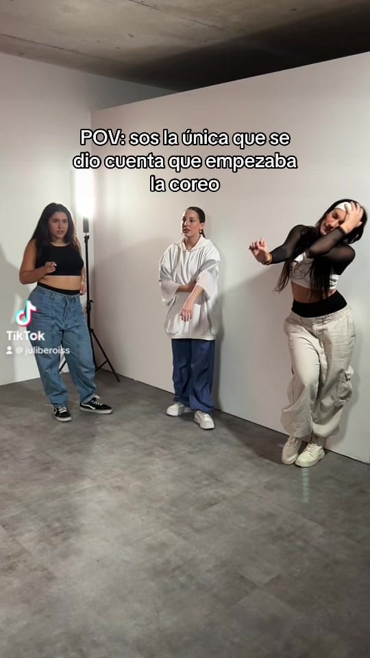 Post 10 by Julieta Berois on TikTok (video)